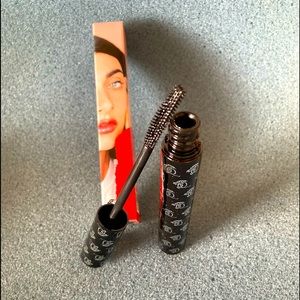 Qveen Studio Dragonlash Mascara